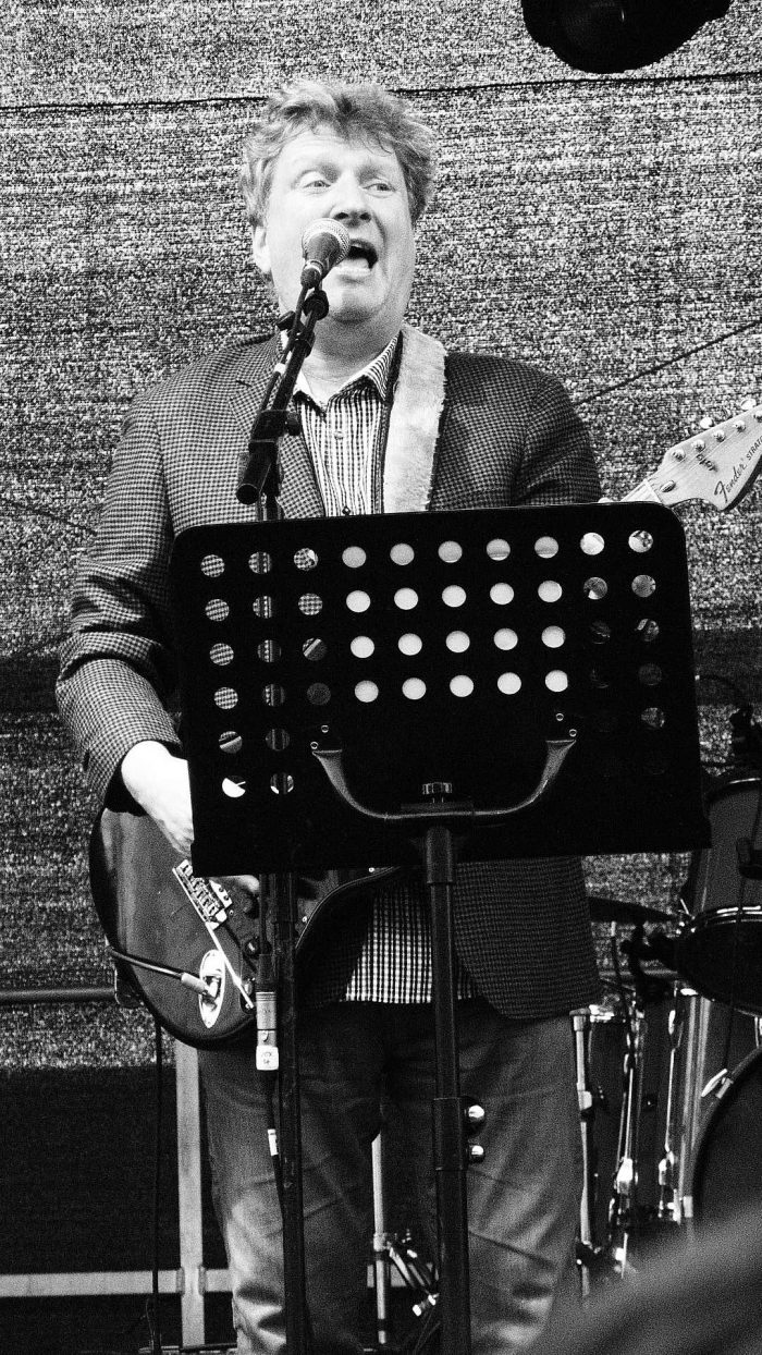 Difford and Tilbrook - 9 May 2015 - live at Yellowfest, Torquay